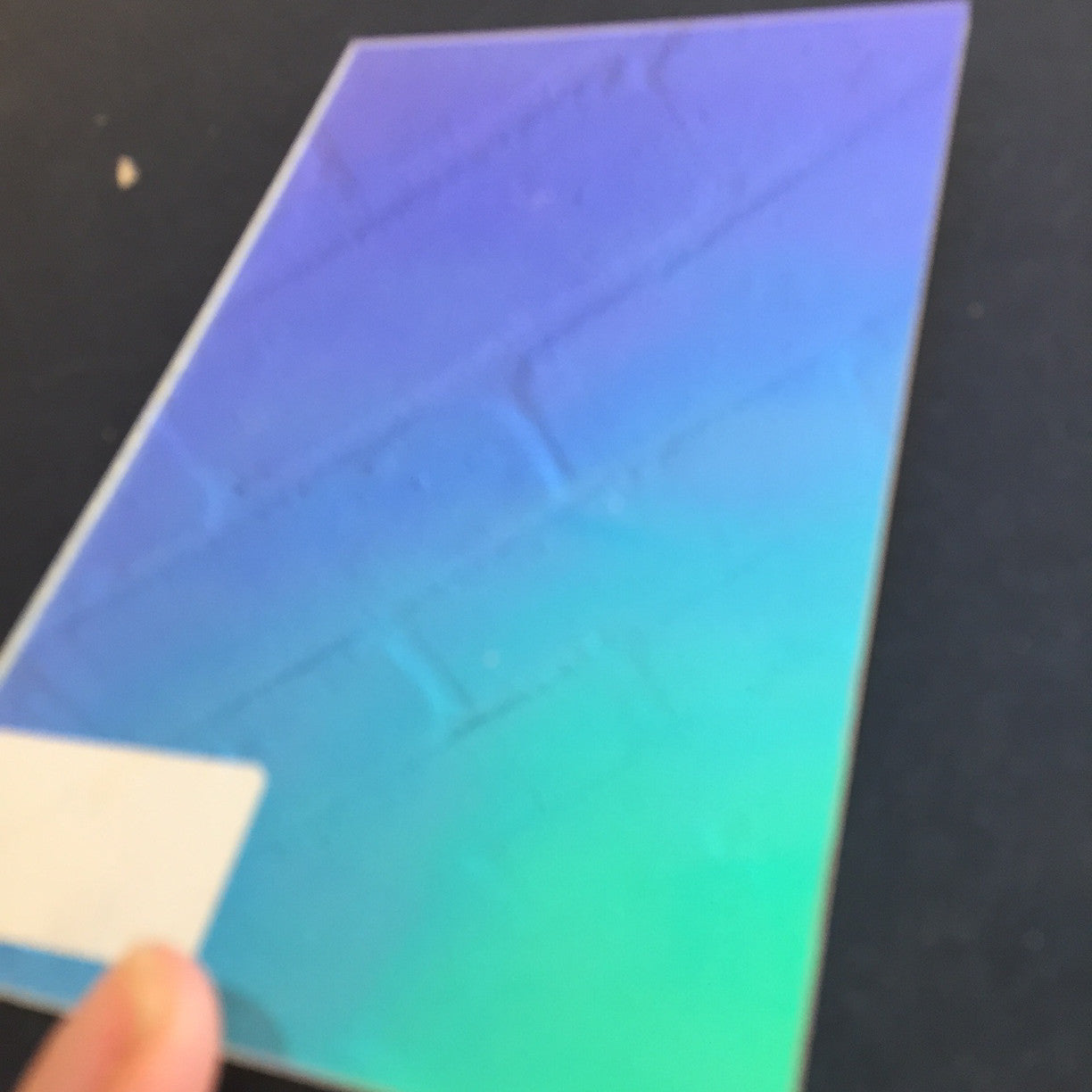 Feuille acrylique irisée rayonnante à réflexions de 3 mm – Sketch Laser  Cutting